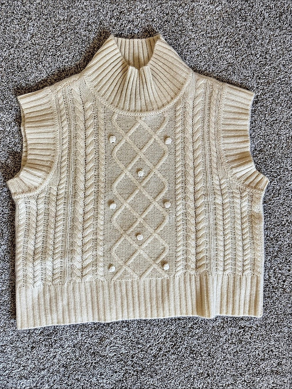 Charter Club Luxury Cashmere Cable Knit Vest in Cream Medium NWT